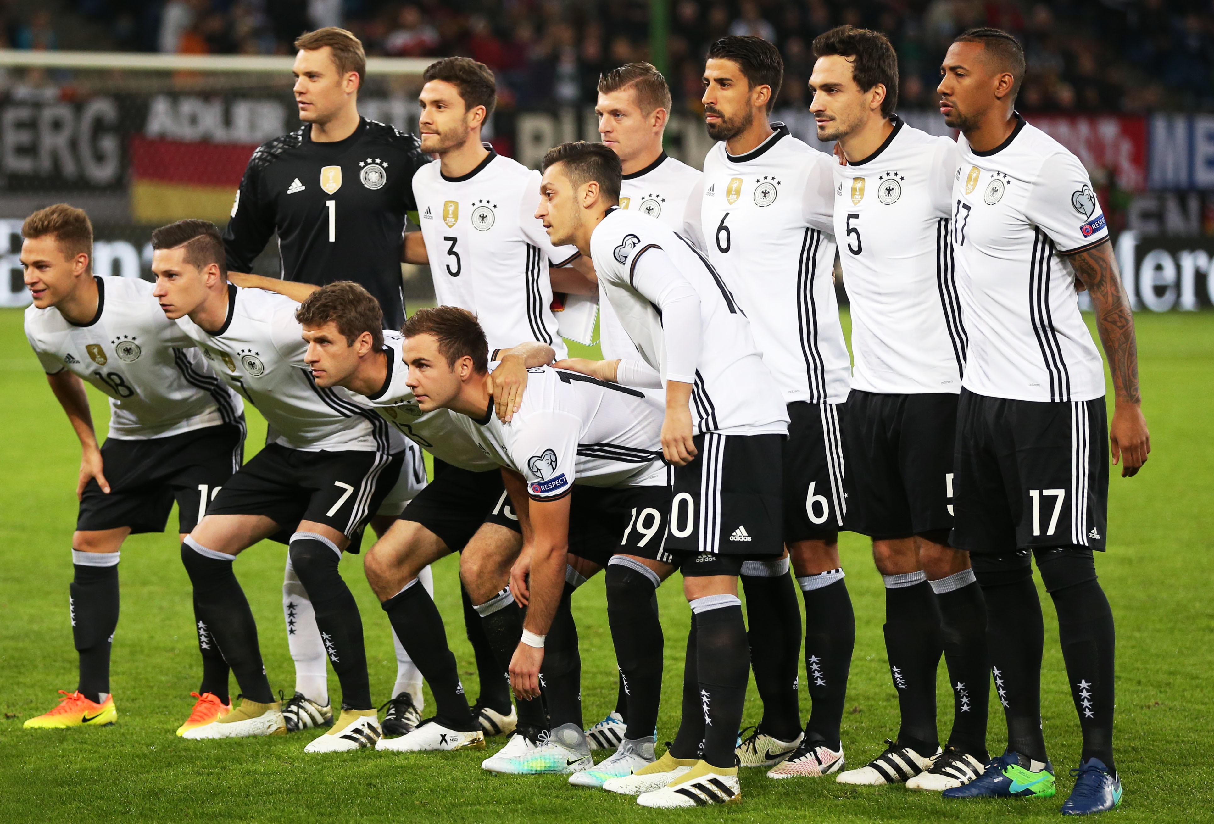 诺伊尔：补时进2球让大家松一口气，是否续约明年3月再考虑