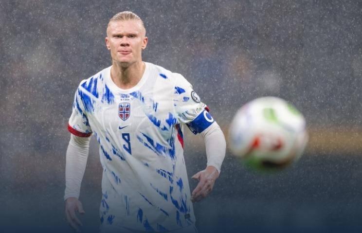 吉拉西多特生涯欧冠已打入15球，队史仅次于罗伊斯和莱万